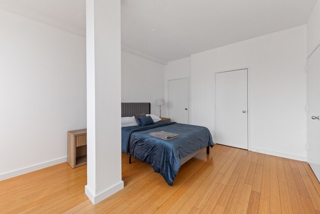 Photo - 17 St Marks Pl Unit SI FL6-ID1568644P