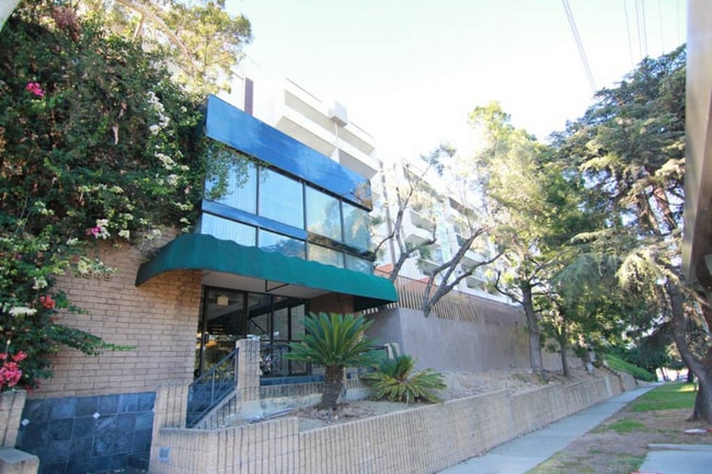 Photo - 3949 Los Feliz Blvd Unidad 302