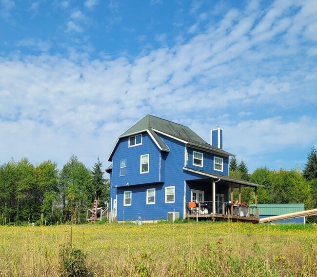 Building Photo - 998 Burnt Ridge Rd Rental