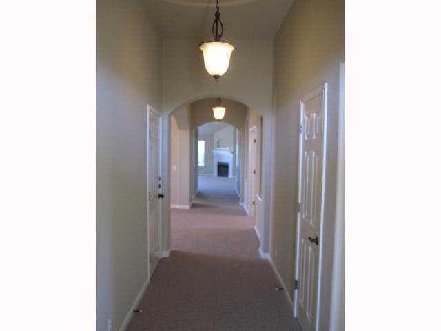 Photo - 728 Abbeyglen Castle Dr