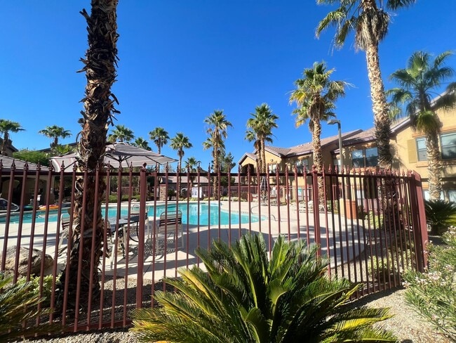 Building Photo - 2nd floor Condo in Gate Community Near Sky... Unit 2150