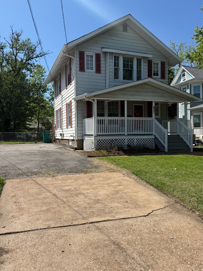 Photo - 437 S Elm Ave