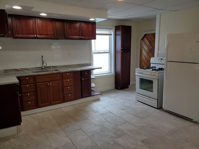 611 Cambridge St Unidad 2
