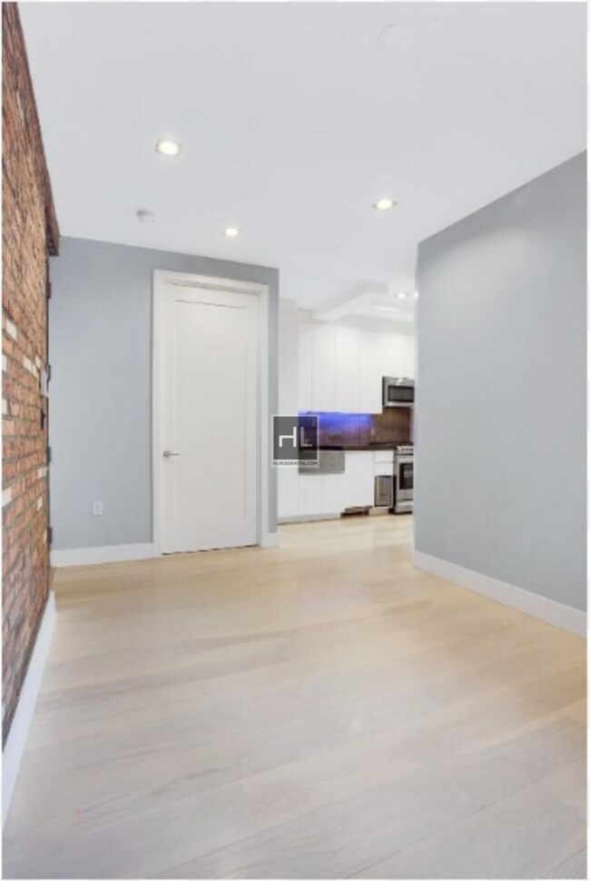 Photo - STANTON ST. Unit 2F