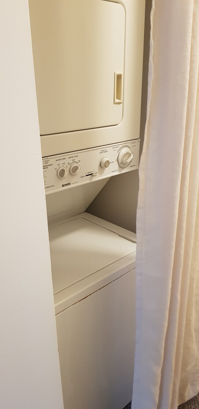 Photo - 75 McKinley Ave Unidad B1-10