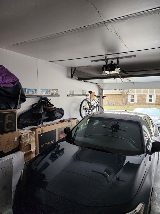 Photo - 1405 Clairmont Ct