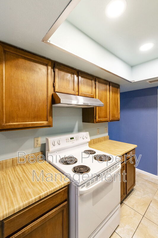 Photo - 629 N Mesa Dr