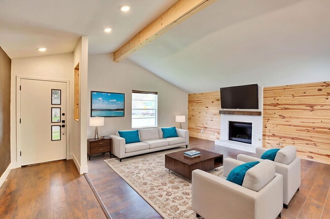 Photo - 7002 Skynook Dr