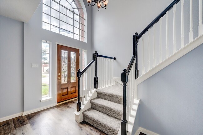 Photo - 21318 Rose Hollow Ln