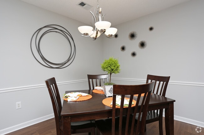 Photo - Shadow Creek Apartments