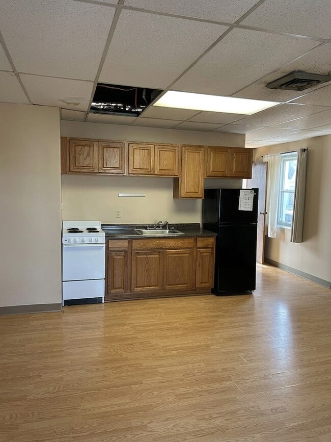 Photo - 5901 Bryant St Unit Apartment 5