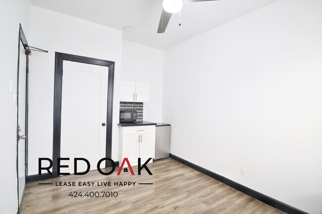 Photo - 5849 Sunset Blvd Unit 102