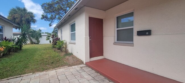 Photo - 6625 S West Shore Blvd Unit B