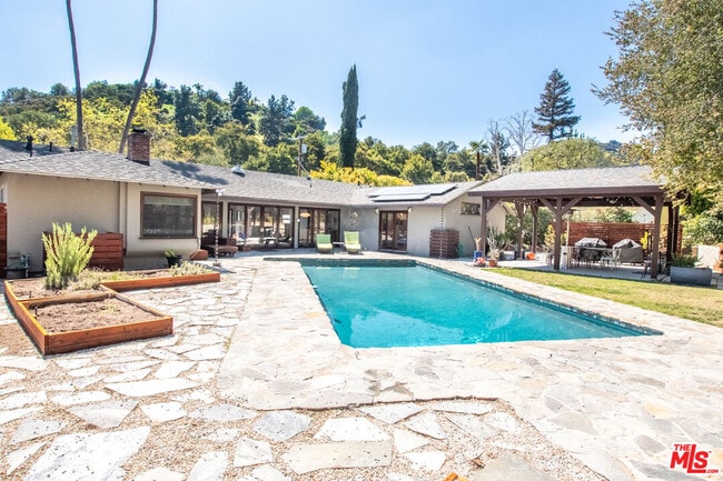 Photo - 16811 Escalon Dr House