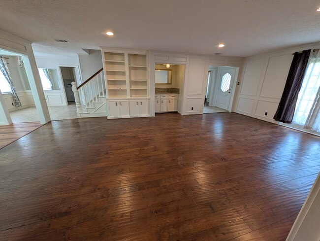 Photo - 11807 Highgrove Dr