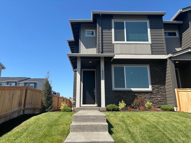 Building Photo - 18401 NE 43rd Pl Rental