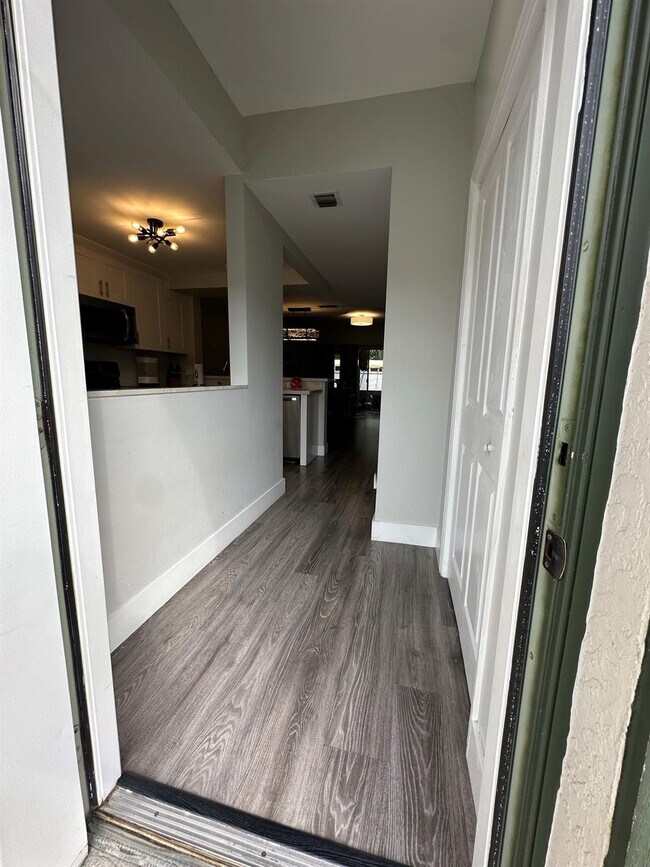 Photo - 4912 SW 31st Terrace