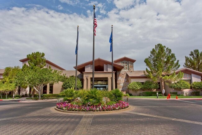 Building Photo - Stunning 2 bedroom Jefferson in Age Restri... Rental