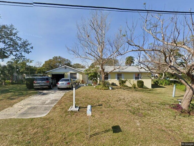 Building Photo - 25 River Dr Rental