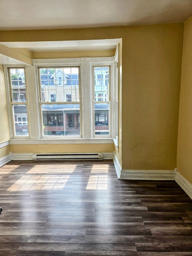 547 N. 6th Street