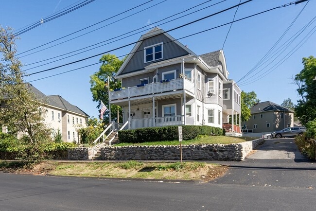 Photo - 144 Waverly Rd Unit 1