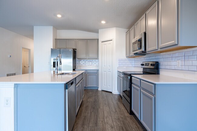 Photo - 5071 Four Strand Ct