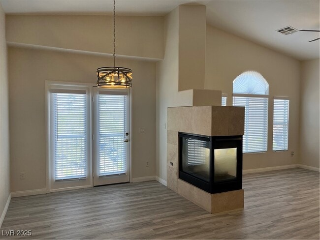 Photo - 1285 Large Cap Dr