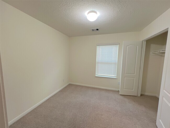 Photo - 7111 Escondido Dr