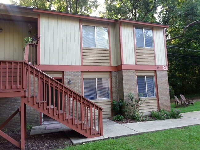 Photo - 749 Pointe Ct Apartamento Unidad B