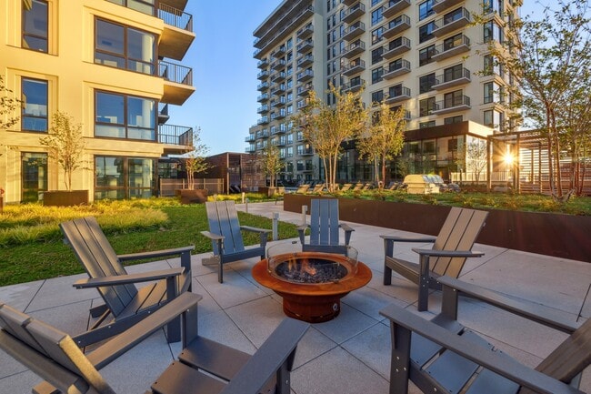 18 Dock Apartments