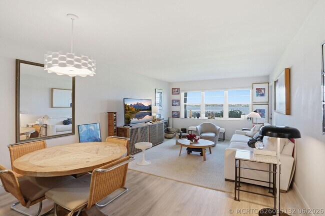 Photo - 1516 S Lakeside Dr Unit 103