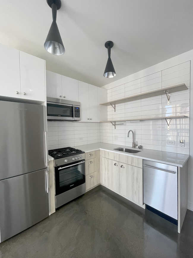 Photo - 754 N Clark St Condo Unit 410