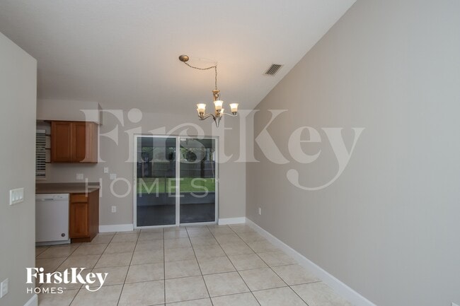 Photo - 914 Caligula Ave SE