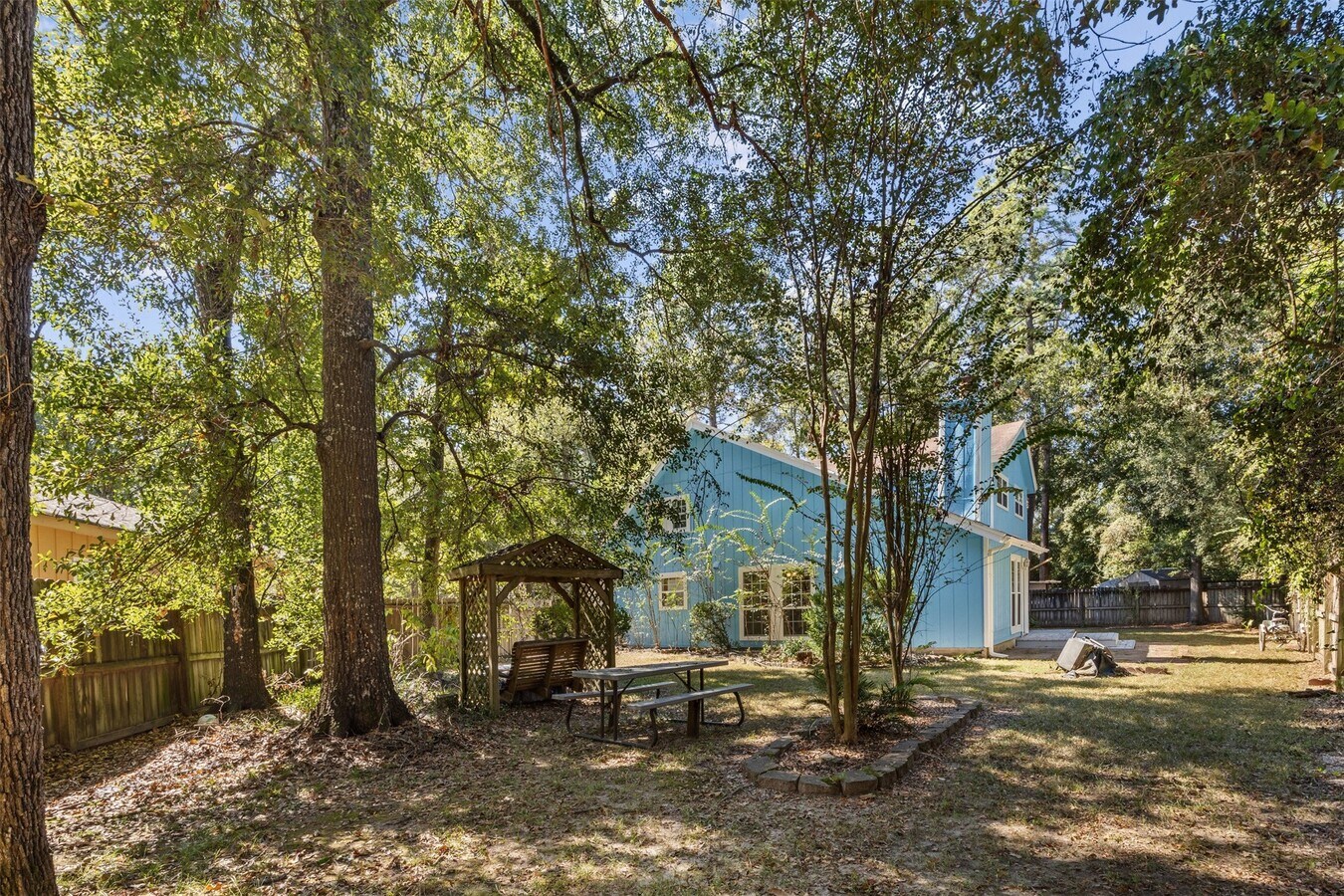 Photo - 12 Dewthread Ct