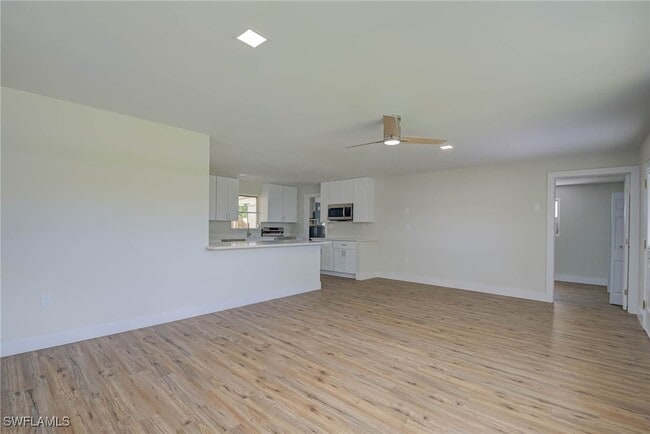 Photo - 372 Park Ln Dr