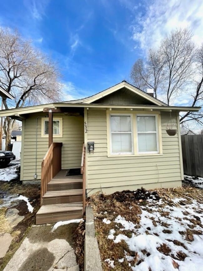 Building Photo - Cute westside cottage, close to downtown  ... Rental
