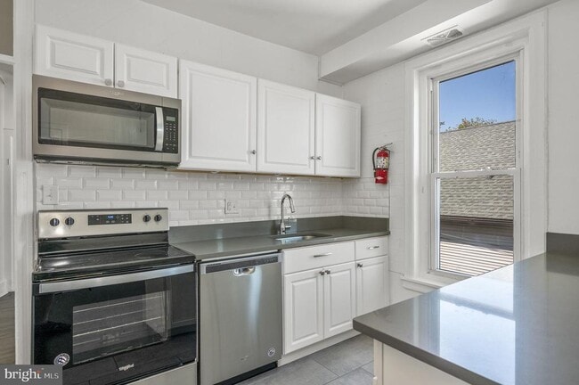 Photo - 303 S Main St Unit 2