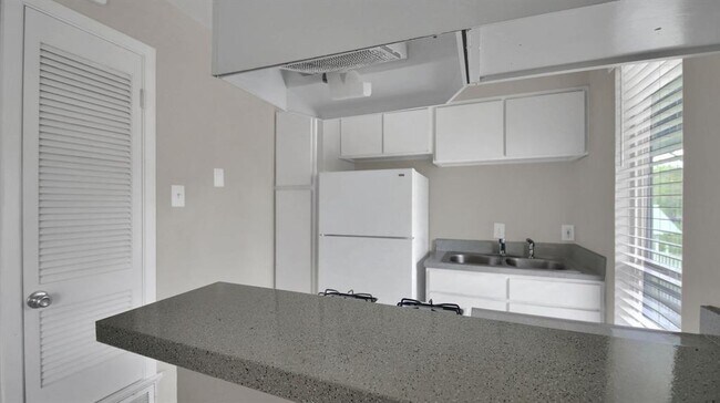 Photo - 4406 Avenue C Unit 205