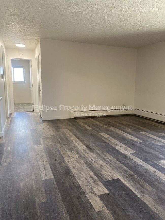 Photo - 512 Bell Ct Unit B8