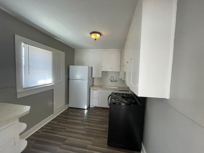 Photo - 703 Ross St Unit B