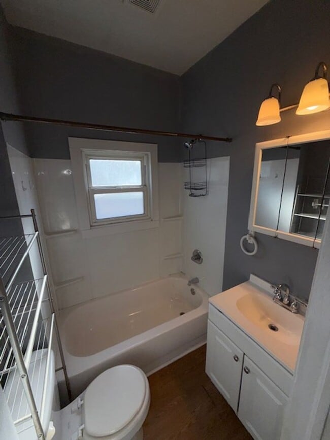 Photo - 1708 S Kerth Ave