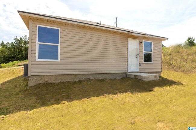 Photo - 118 Shaley St