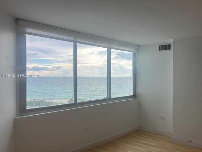 Photo - 7135 Collins Ave Unit 512