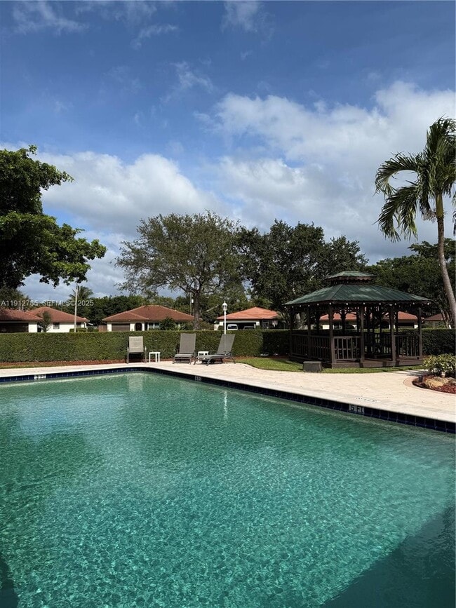 Photo - 300 NW 42nd St