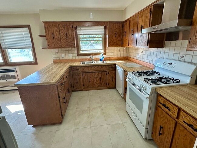 Photo - 3150 N Neva Ave Unit 3C