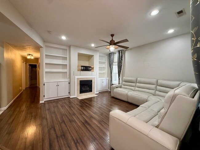 Photo - Spacious 3 bedroom condo minutes to the Oceanfront!