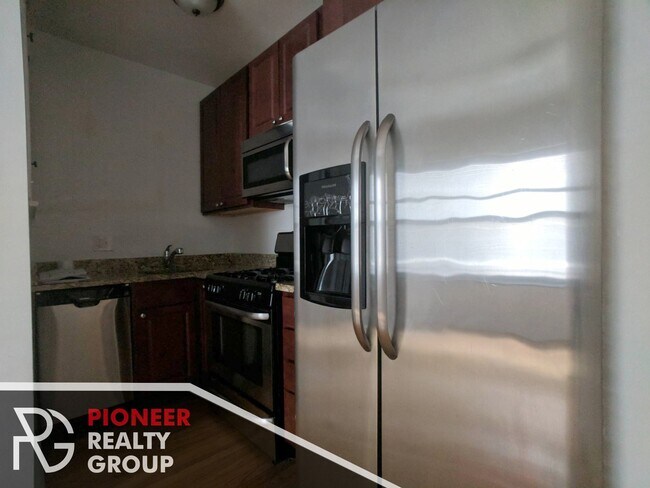 Photo - 2122 W Ainslie St Unit 2106-2N