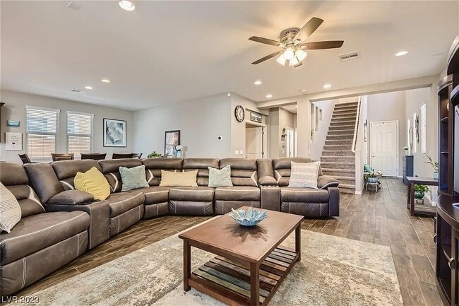 Photo - 8044 Bear Canyon St