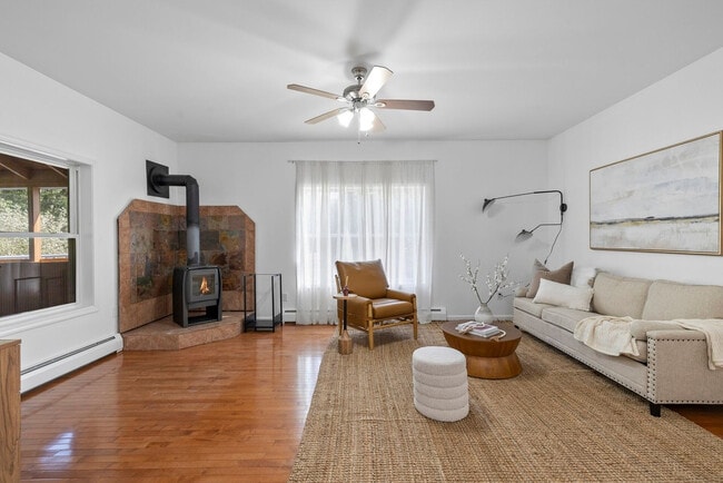 163 Silver Lake Rd Unidad SI ID1466627P