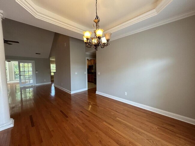 Photo - 606 Viceroy Ct